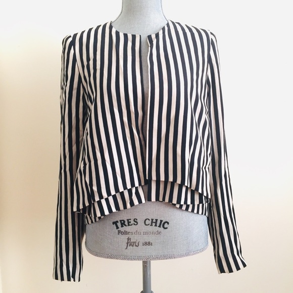 Zara Jackets & Blazers - Zara striped blazer jacket with zipper sleeves